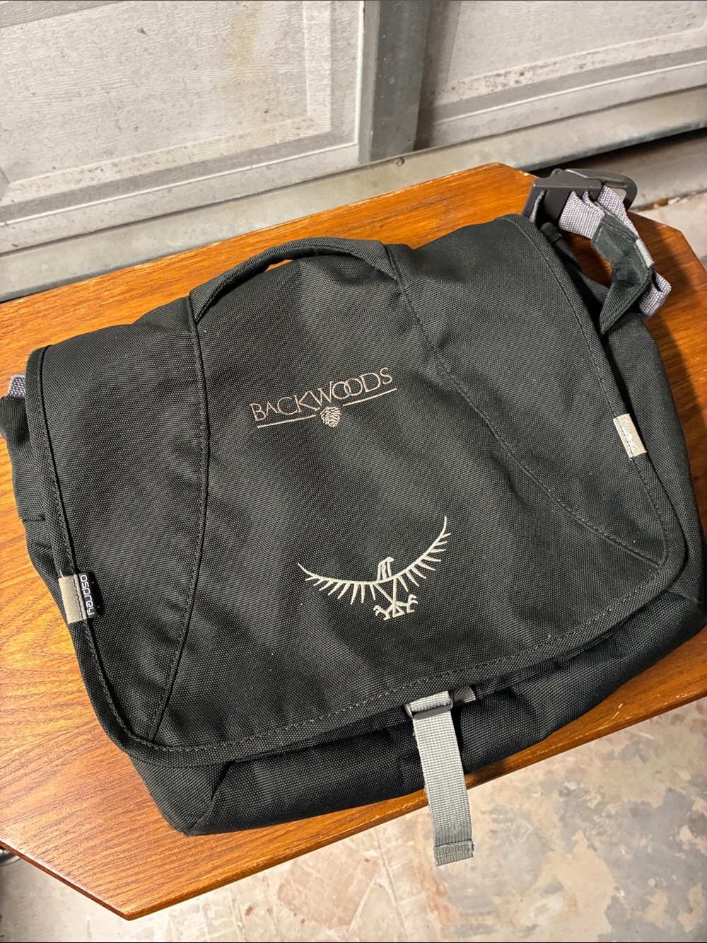OSPREY Black Messenger Bag with Gray Accents